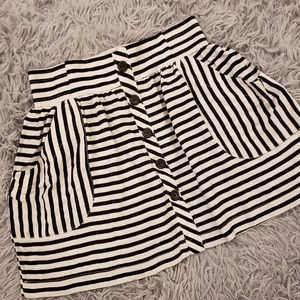 FOREVER 21 | Striped Cotton Mini Skirt!